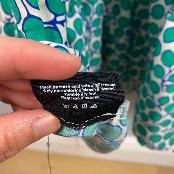 SUMMERSALT The Silky Luxe Smocked Maxi Dress - Picture 5 of 8